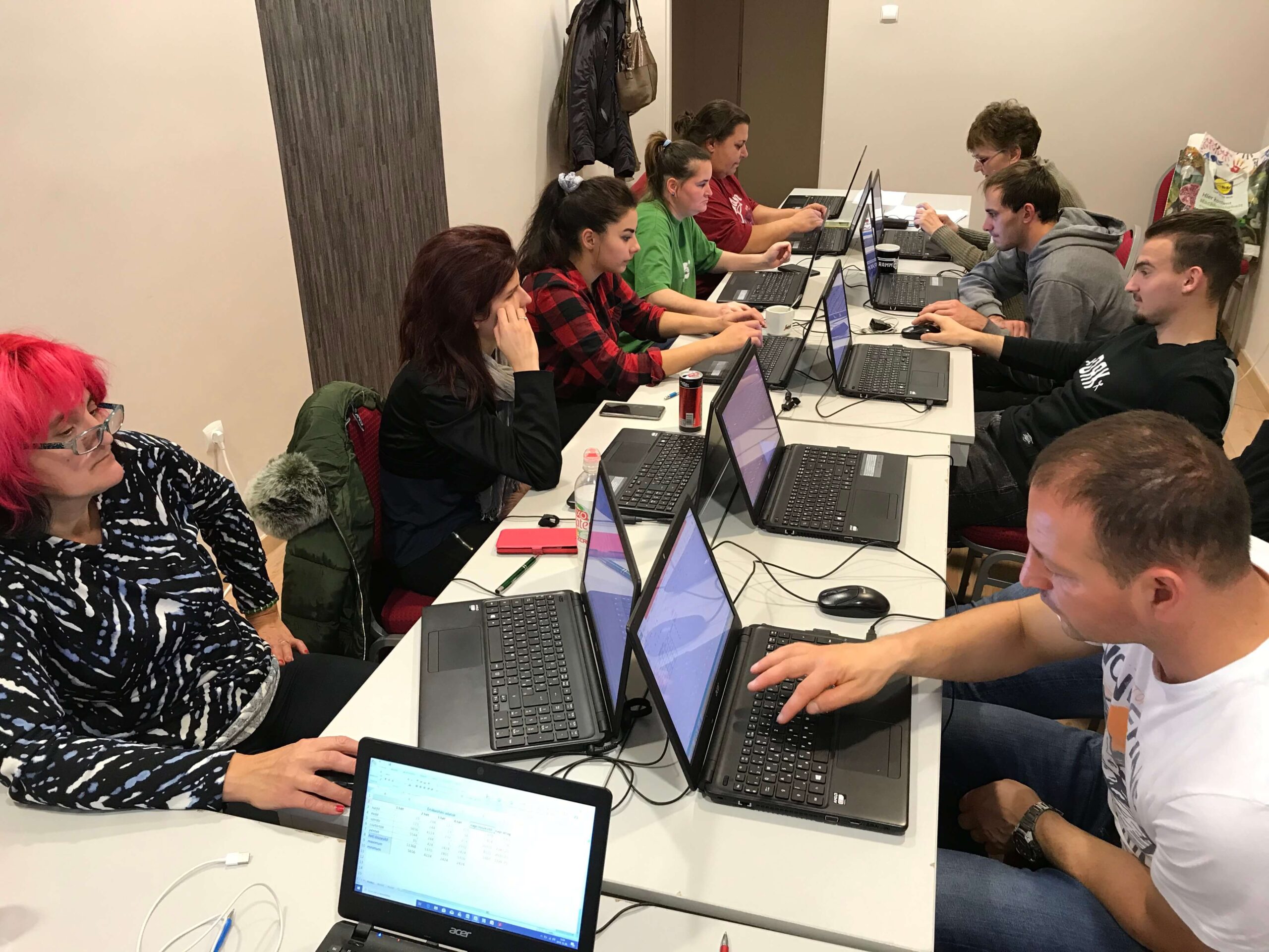 2019.12.04. (szerda) Számítástechnikai ismeretek (Dokumentum kezelés mod...soport számítástechnikai ismeretek